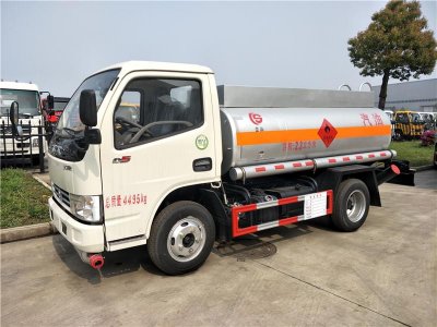 東風多利卡2.3方藍牌加油車