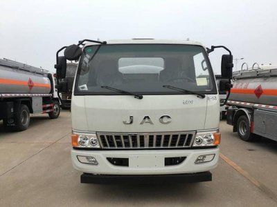 江淮6方油罐車