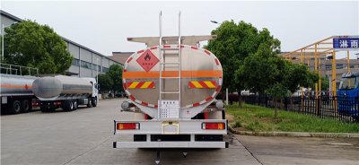 楚勝東風天龍前四后八25.6方鋁合金油罐車