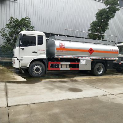 12.65方國六東風多利卡油罐車